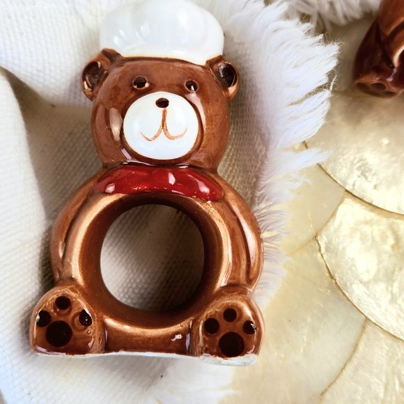 Vintage - Set of 4 - Hand-Painted Porcelain Bunny Napkin Ring - Picture 4 of 9